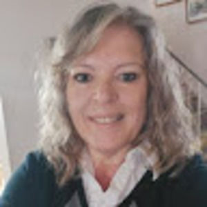 Meet your Posher, Suzanne